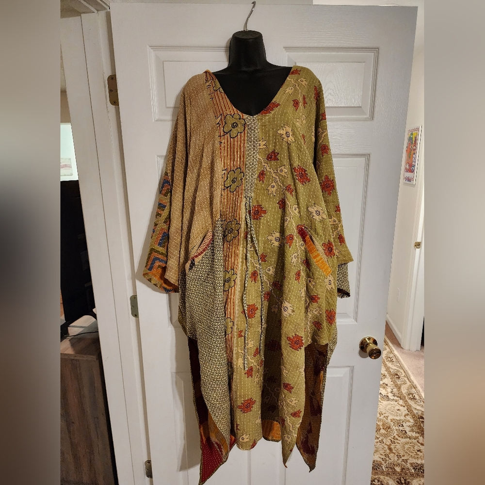 Kantha Bae Midi Muu